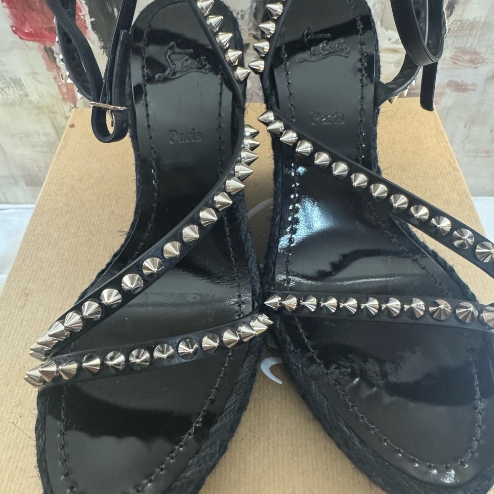 Christian Louboutin black Malfadin Zeppa
Size 38 - Picture 3 of 9